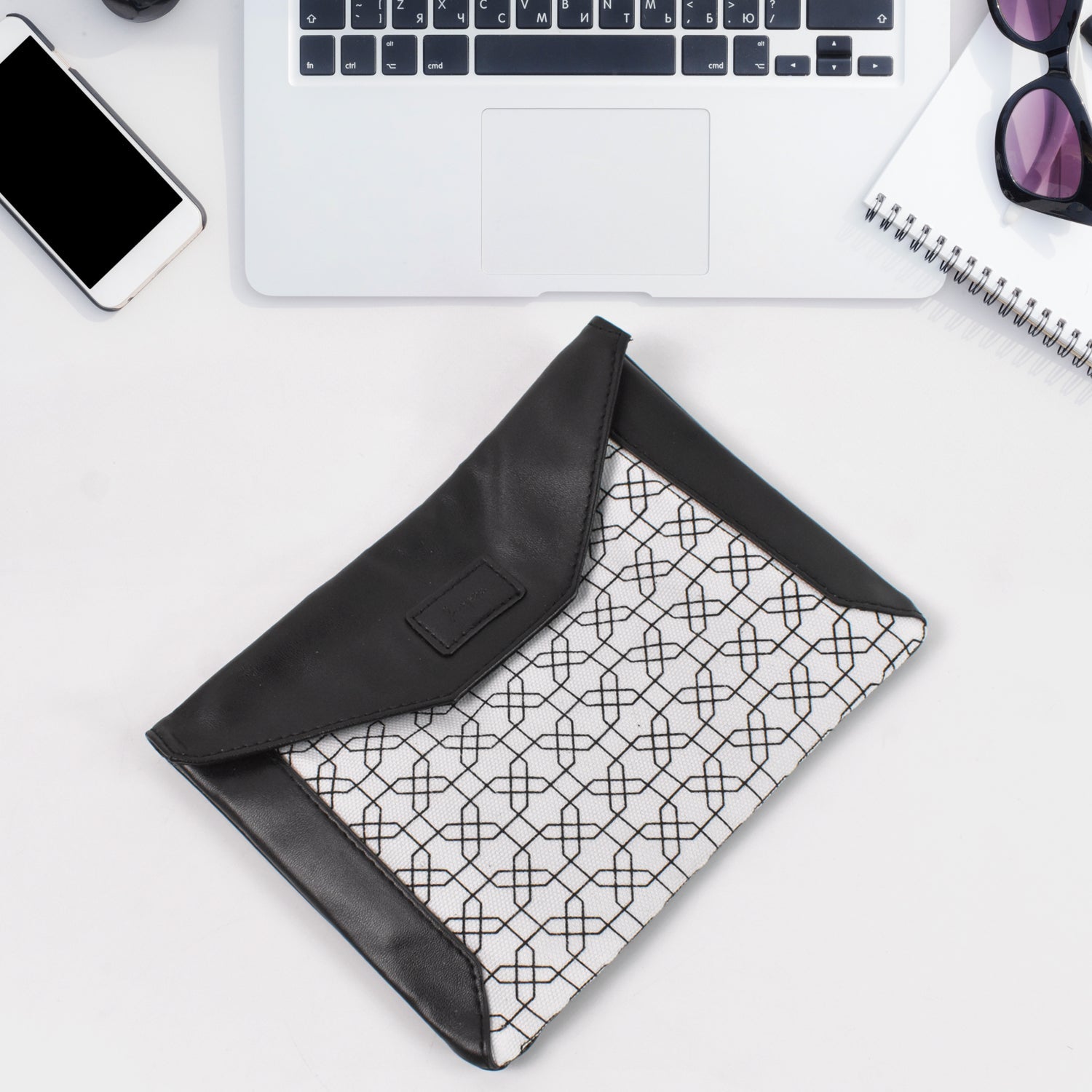 QuickSeal Magnetic Pouch QuickSeal Magnetic Pouch